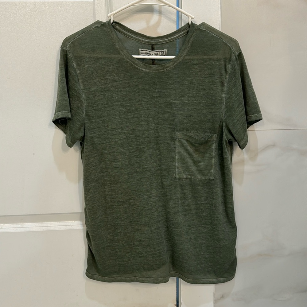 Abercrombie & Fitch Short Sleeve Tee